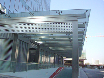 山西鋼結(jié)構(gòu)雨棚工程正式施工前需要做哪些準(zhǔn)備工作