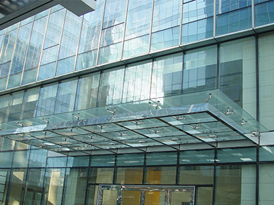 山西鋼結(jié)構(gòu)雨棚所用H型鋼為什么要進(jìn)行打孔處理？