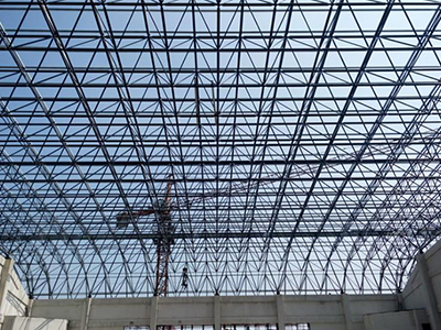 怎樣進(jìn)行鋼結(jié)構(gòu)網(wǎng)架屋架的吊裝