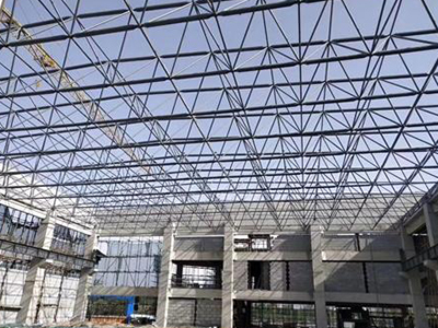 精簡成本是山西鋼結(jié)構(gòu)網(wǎng)架廠家長遠(yuǎn)大計